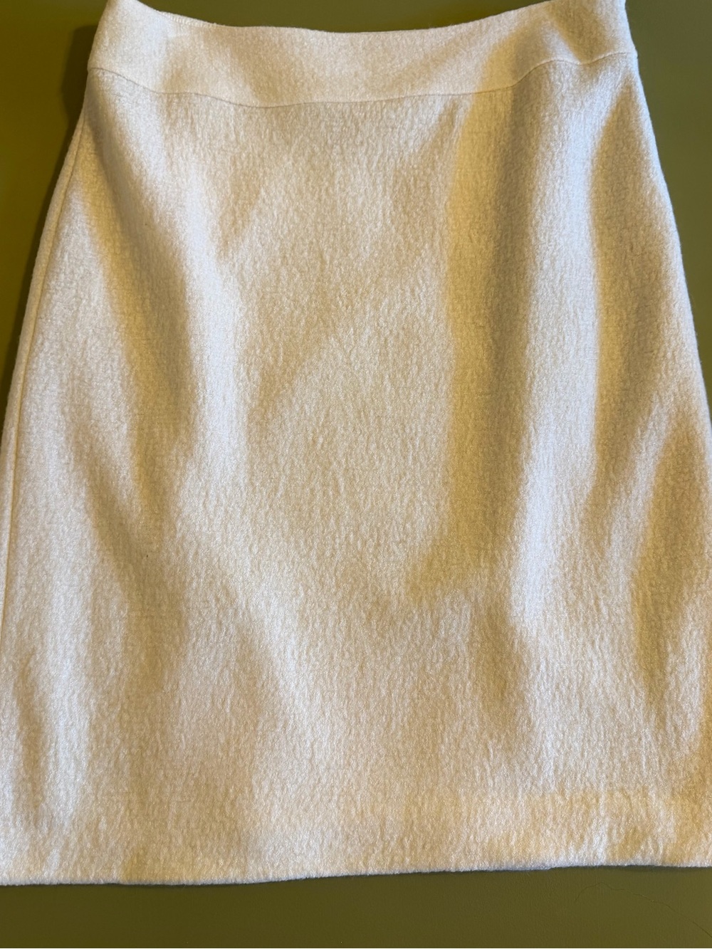 Banana Republic Classic Winter White Women's Pencil Skirt in Wool Blend